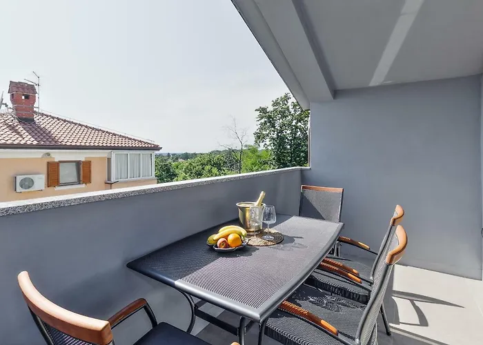 Vera Apartment *