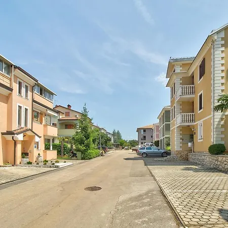 Apartment Vera *