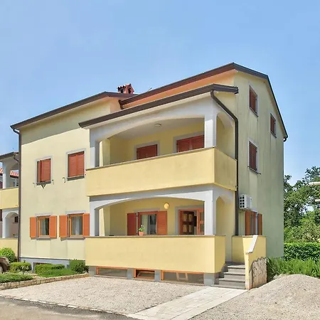 Vera Apartment *