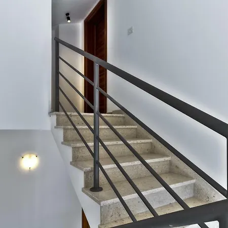 Vera Apartment