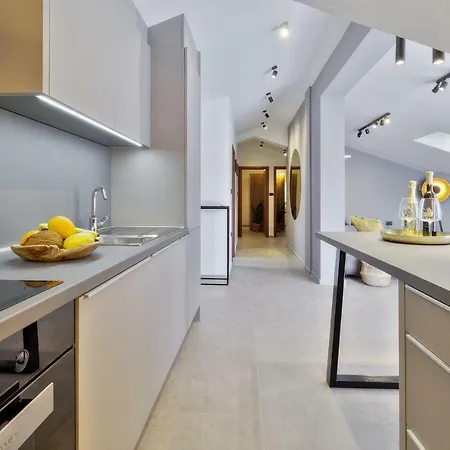 Vera Apartment