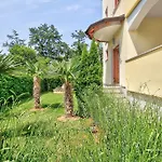 Vera Apartman *